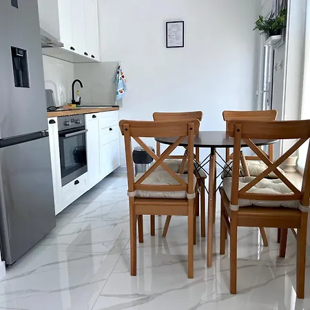 Cvitanovic 科尔丘拉