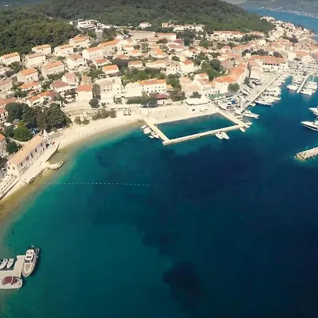 Cvitanovic Apartmán